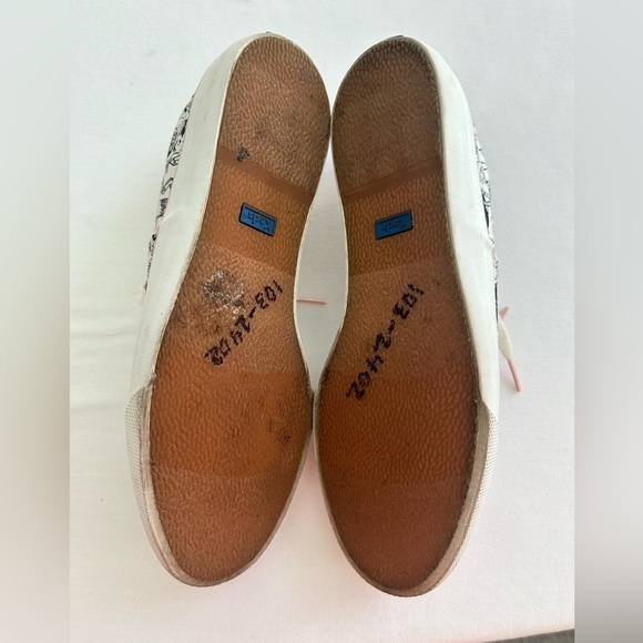 Keds *Rare* Betty & Veronica Themed Tennis Shoes - Black & White w/Pink Size 8.5 - Picture 10 of 10